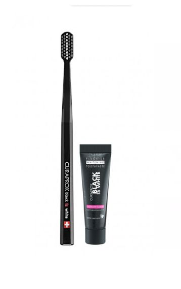 Набір Curaprox Black Set: зубна паста з активованим вугіллям (чорна) 10 мл.,та зубна щітка CS 5460 чорного кольору.