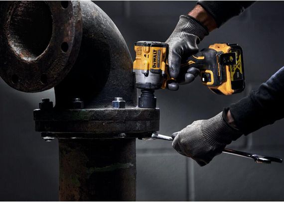 Гайковерт ударний акумуляторний безщітковий 610Нм DeWALT DCF922NT | Зображення 9