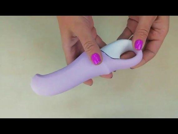 Мощный вибратор Satisfyer Vibes Charming Smile с гибким стволом, литой силикон, 12 режимов работы Sex Aura | Зображення 1