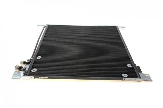 Радіатор кондиціонера Mercedes Benz Vito W638 -03 AC 212 000S