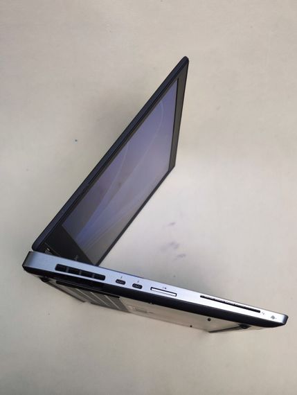 Мобильная рабочая станция Dell Precision 7540 / 15.6" (1920x1080) IPS / Intel Core i7-9850H (6 (12) ядер по 2.6 - 4.6 GHz) / 16 GB DDR4 / 256 GB SSD / nVidia Quadro T1000, 4 GB GDDR6, 128-bit б/у | Зображення 4