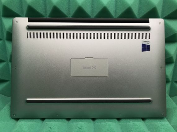 Ультрабук Dell XPS 13 9360 / 13.3" IPS / Intel Core i5-7200U (2(4) ядра по 2.5-3.1GHz) / 4GB DDR3 / 240GB SSD M.2 / HD Graphics 620 / WebCam / Fingerprint / Win 10 б/у | Зображення 5