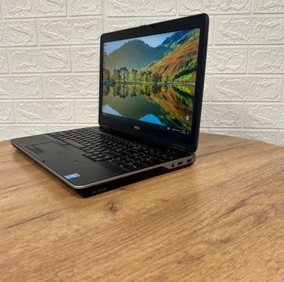 Ноутбук Dell Latitude 6540 i7 4710MQ 8Gb SSD 256Gb Radeon HD8790M Б/В | Зображення 2