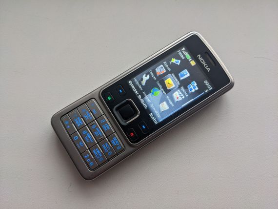 Мобільний телефон Nokia 6300 бу