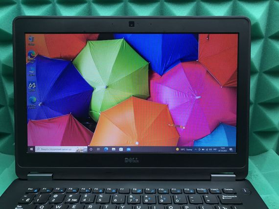 Нетбук Dell Latitude 12 E7270 / 12.5" (1366x768) TN / Intel Core i5-6300U (2 (4) ядра по 2.4 - 3.0 GHz) / 8 GB DDR4 / 128 GB SSD / Intel HD Graphics 520 / WebCam / HDMI / miniDP / Windows 10 б/у | Зображення 2