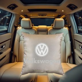 Авто Подушка c вышивкой логотипа марки Volkswagen фольцваген бежевый автомобилисту 00054