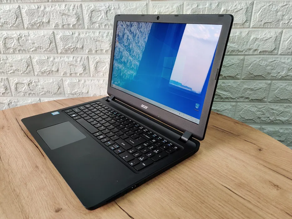 Ноутбук Acer ES1-572/15.6 HD/i3 6100U/8Gb/HDD500Gb/Intel HD 520 | Зображення 3