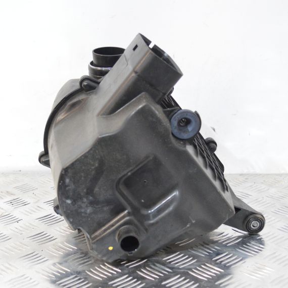 Корпус повітряного фільтра 1.2 TSI Skoda Fabia Rapid Roomster 2007-2022 Корпус фільтра повітря Шкода Фабія Рапід 6R0129607C | Зображення 1