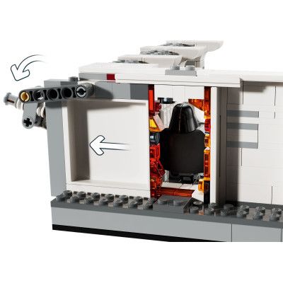 Конструктор LEGO Star Wars Посадка на борт Тантов IV 502 детали (75387) | Зображення 4