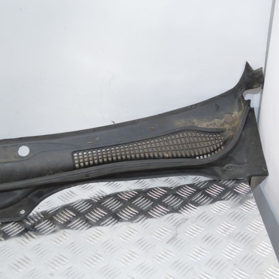 Пластик під лобове скло Volvo S40 V50 1995-2012 Жабо лобового вікна Вольво с40 в50 30745377 | Зображення 2