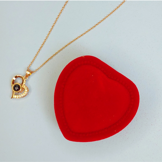 Кулон Сердце с проецирующей линзой "я тебя люблю на 100 языках мира" в коробке сердце. | Зображення 2