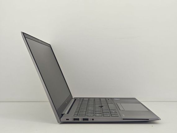 Ультрабук HP ZBook Firefly 14 G8 / 14" (1920x1080) IPS / Intel Core i7-1185G7 (4 (8) ядра по 1.2 - 4.8 GHz) / 16 GB DDR4 / 256 GB SSD / Intel Iris Xe Graphics / WebCam б/у | Зображення 2