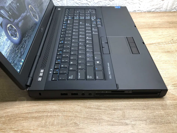 Для монтажу та ігор Ноутбук Dell M6800 - 17 дюймів + Core i7 8 ядер + Гарантія | Зображення 6