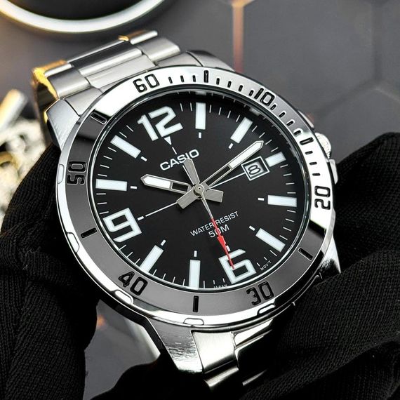 Чоловічий годинник Casio MTP-VD01D-1B | Зображення 2