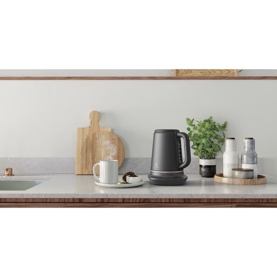 Електрочайник Electrolux, 1,7л, Strix, метал, мат, підтримка темп, чорний (E7K1-6BP) | Зображення 3