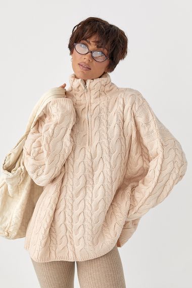 Теплий светр в косички вільного фасону - бежевий цвет, ONE SIZE (є розміри) | Зображення 4