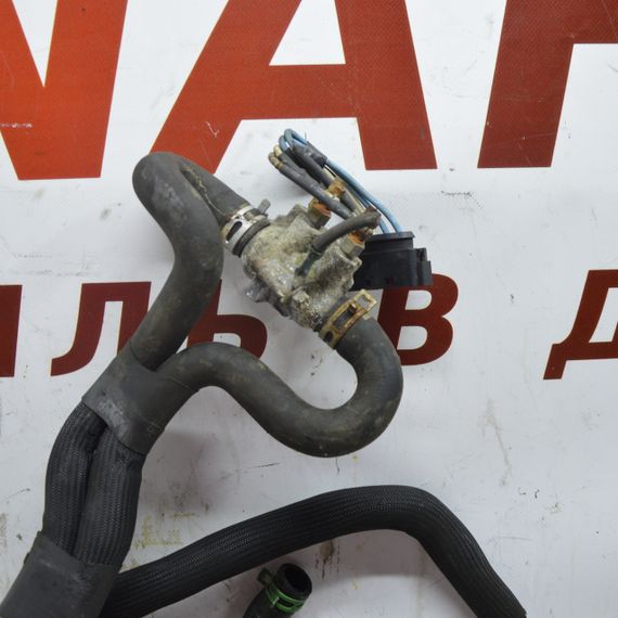 Патрубки системи охолодження 2.0 DCI Renault Laguna III 2007-2015 Трубка патрубок радіатора Рено 1800413515 | Зображення 2