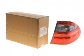 Ліхтар задній Mercedes Benz E-class S211 06-09 R  1064002