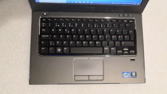 Ультрабук Dell Vostro / 13.3" TN / Core i5-3317U (2(4) ядра по 1.7-2.6 GHz) / 4GB DDR3 / 120GB SSD / HD Graphics 4000 / WebCam / HDMI б/у | Зображення 4