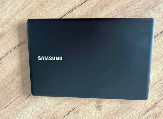 Ноутбук Сенсорний Samsung NP940Z5L 15.6"4K IPS i7 6700HQ 16Gb SSD256Gb GTX950M Б/В | Зображення 4
