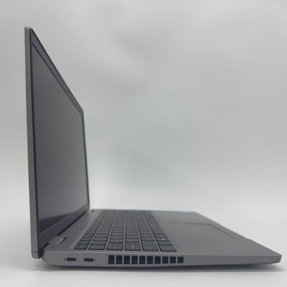 Ультрабук Dell Latitude 5520 / 15.6" (1920x1080) IPS / Intel Core i5-1145G7 (4 (8) ядра по 4.4 GHz) / 16 GB DDR4 / 256 GB SSD / Intel Iris Xe Graphics / WebCam б/у + Подарунок Мышка и коврик | Зображення 6
