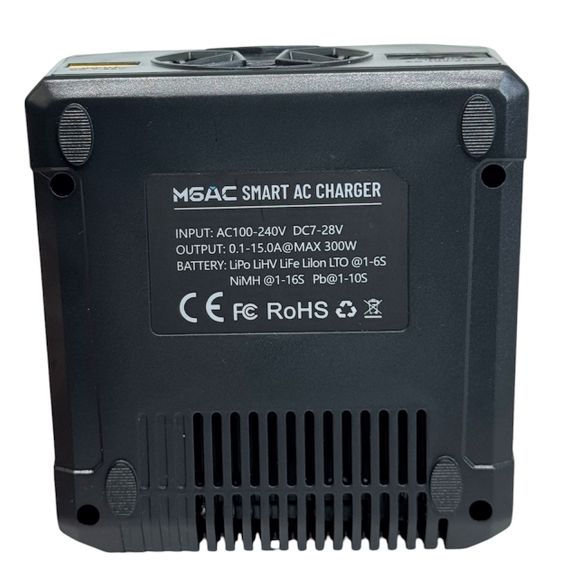 Зарядний пристрій ToolkitRC M6AC 300W з вбудованим блоком живлення для зарядки акумуляторів FPV дронів балансирний зарядник 6S | Зображення 4
