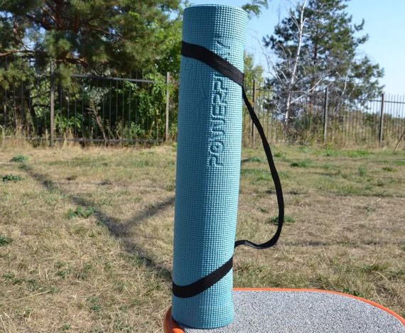Килимок для йоги та фітнесу PowerPlay 4010 PVC Yoga Mat Зелений (173x61x0.6) (PP_4010_Green_(173*0,6)) | Зображення 3