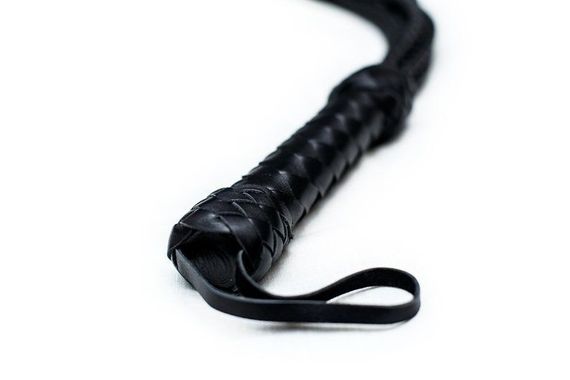 Флогер Кішка з натуральної шкіри 9 плетених хвостів по 50 см Art of Sex - Cat Flogger, Чорний | Зображення 6