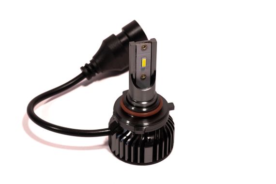 Комплект LED ламп HeadLight T18 HB4 (P22d) 30W 9-32V 6000K | Зображення 1