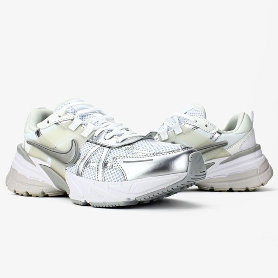 Демісезонні кросівки Nike колір срібний/металік | Зображення 5