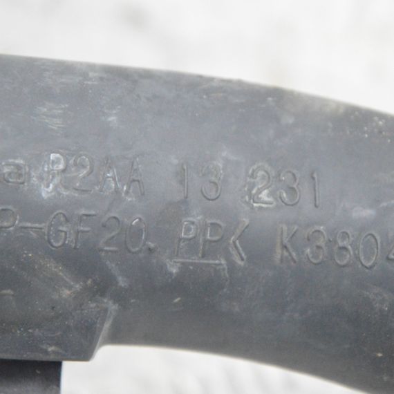 Патрубок повітряного фільтра 2.2 D Mazda 6 GH 2008-2012 Трубка шланг повітря Мазда 6 R2AA13231 | Зображення 2