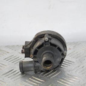 Водяний насос 1.6 TDI Skoda Octavia III 2013-2020 Помпа водяна Шкода Октавія 3 5C0965567
