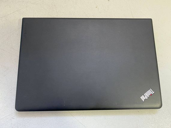 Ноутбук Lenovo ThinkPad E570 / 15.6" (1920x1080) IPS / Intel Core i3-7100U (2 (4) ядра по 2.4 GHz) / 8 GB DDR4 / 128 GB SSD / Intel HD Graphics 620 / WebCam / DVD-ROM б/у + Подарок  Умная интерактивная зубная щетка Colgate Connect M1 / Bluetooth | Зображення 6