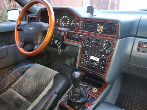 Накладки на панель (1993-1997) чорний рояль для Volvo 850 років