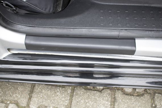Накладки на дверні пороги EuroCap (2 шт., ABS) для Volkswagen Caddy 2015-2020 рр | Зображення 3