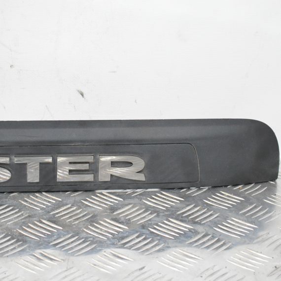 Підсвічування номерного знака Renault Master III 2014-2024 Накладка підсвічування номера Рено Мастер 3 265126583R 265122605R | Зображення 2