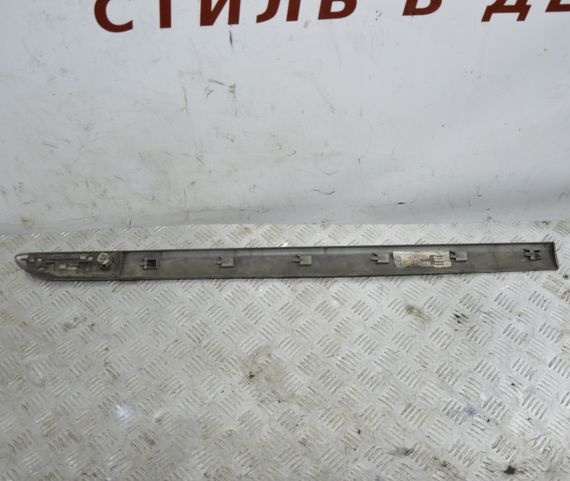 Накладка дверей передньої правої Renault Laguna II 2000-2007 Накладка дверей передня права Рено 8200036021 | Зображення 3