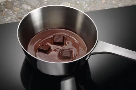 Варильна повверхня Electrolux індукційна KCC83443 | Зображення 8