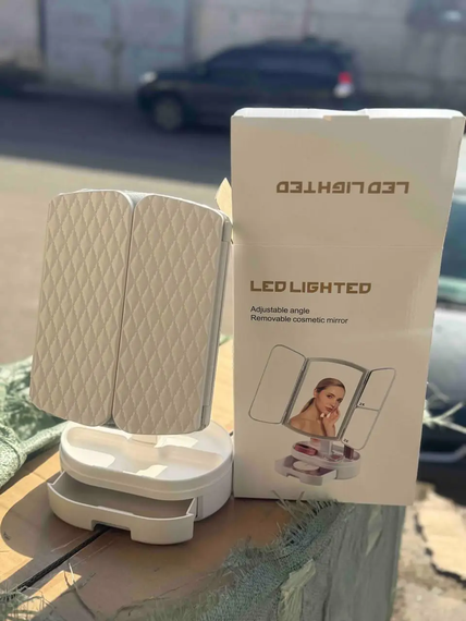 Косметическое тройное зеркало с подсветкой от USB, Зеркало для макияжа сенсорное с подставкой TPSP | Зображення 3