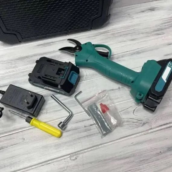 Аккумуляторный секатор в кейсе + 2 аккумулятора 21В, Crafting Tools / Электрические садовые ножницы | Зображення 3