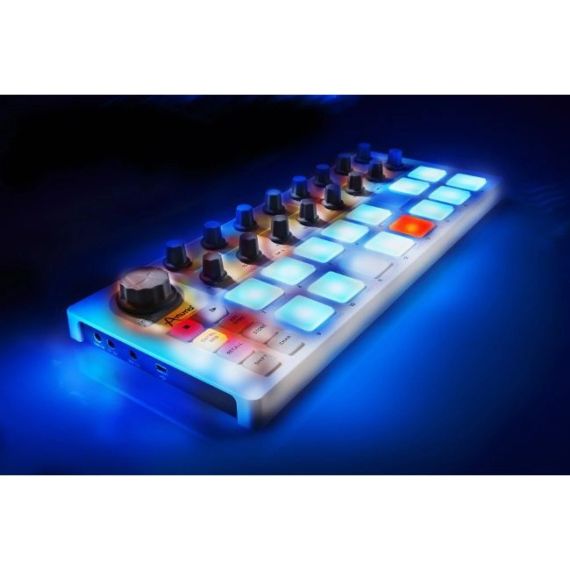 MIDI-контролер Arturia BeatStep White Edition | Зображення 1
