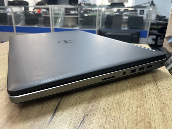 Ноутбук Dell Precision 7710 17.3 IPS core i5 6300HQ/8gb/FirePro w5170m-2gb | Зображення 2