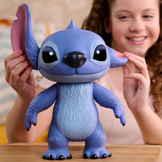 Колекційна вінілова фігурка Стіч 36 см Just Play Disney Stitch Live-Action Larger Than Life | Зображення 1