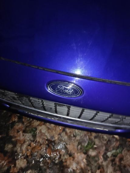 Емблема передня 2013-2017 112мм/47мм (на клямках-2024самоклейка) для Ford Fiesta рр | Зображення 3