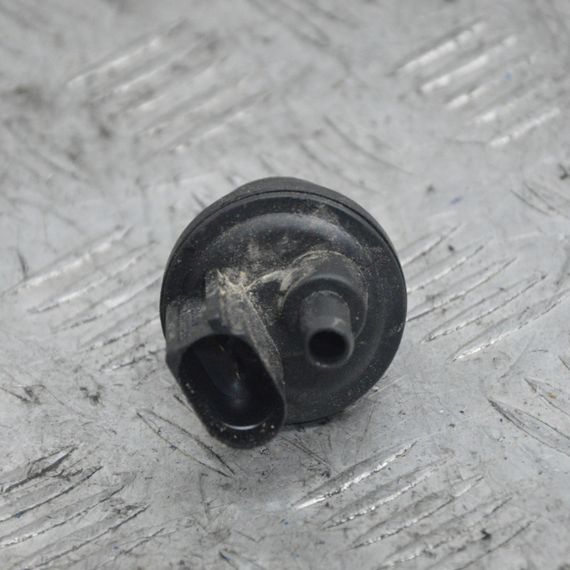 Клапан вентиляції паливного бака Seat Cordoba Ibiza Leon 2002-2015 Зворотний клапан Сеат 6QE906517 | Зображення 1