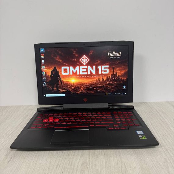 Ігровий ноутбук Б-клас HP Omen 15-ce018dx / 15.6" (1920x1080) IPS / Intel Core i7-7700HQ (4 (8) ядра по 2.8 - 3.8 GHz) / 16 GB DDR4 / 128 GB SSD + 1000 GB HDD / nVidia GeForce GTX 1050, 4 GB GDDR5, 128-bit / WebCam б/в | Зображення 1