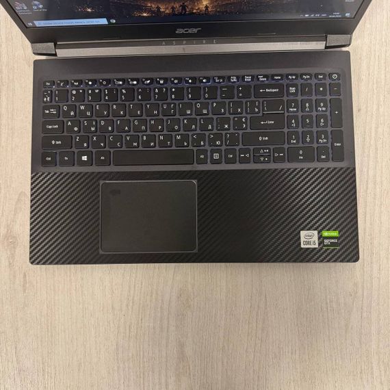 Ігровий ноутбук Acer Aspire 7 A715-75G / 15.6" (1920x1080) IPS / Intel Core i5-10300H (4 (8) ядра по 2.5 - 4.5 GHz) / 16 GB DDR4 / 512 GB SSD / nVidia GeForce GTX 1650, 4 GB GDDR5, 128-bit / WebCam б/в | Зображення 2