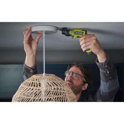 Отвертка аккумуляторная Ryobi RSD4-120T 4В, USB, Lithium, 1х2Ah, 5Нм, 200об/мин, кейс, 10 насадок (5133006210) | Зображення 3
