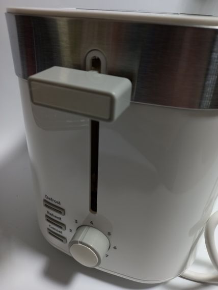 Тостер GTR015 білий 750 Вт Grunhelm | Зображення 2