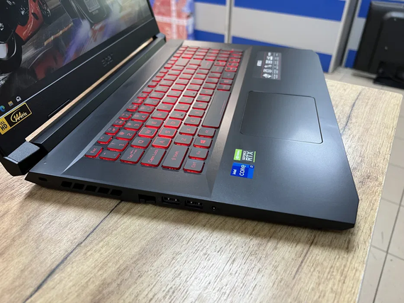 Ноутбук Acer Niro 5 17.3  IPS 144Hz i7 11800H/16Gb/512Gb SSD/RTX 3050Ti-4gb | Зображення 2